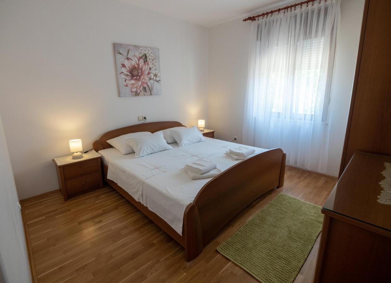 Apartments Dokovic Barbat na Rabu Exterior photo