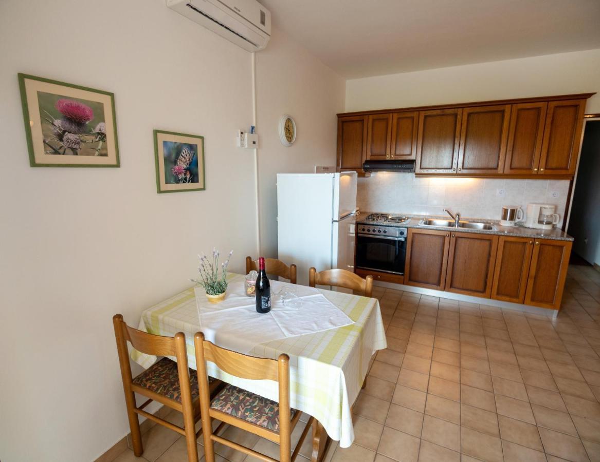 Apartments Dokovic Barbat na Rabu Exterior photo