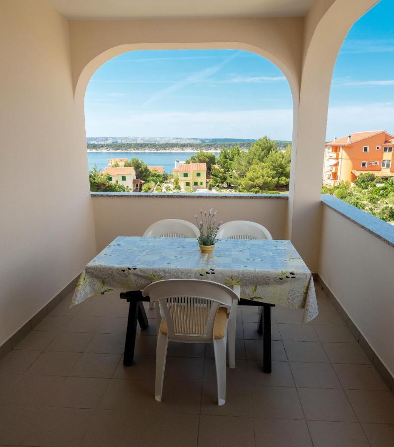 Apartments Dokovic Barbat na Rabu Exterior photo