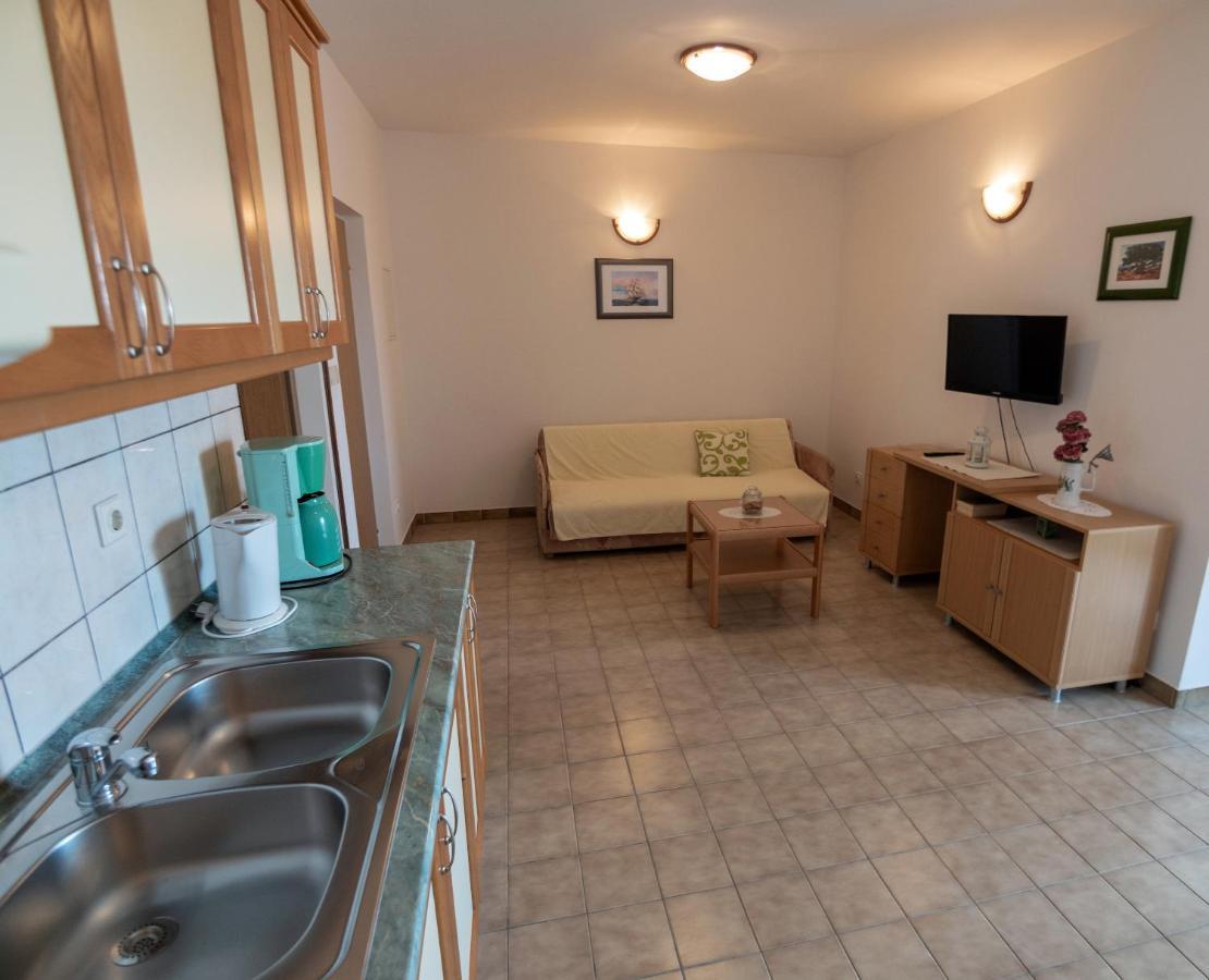 Apartments Dokovic Barbat na Rabu Exterior photo