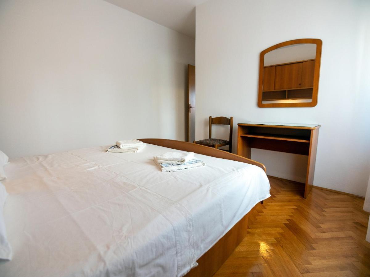 Apartments Dokovic Barbat na Rabu Exterior photo
