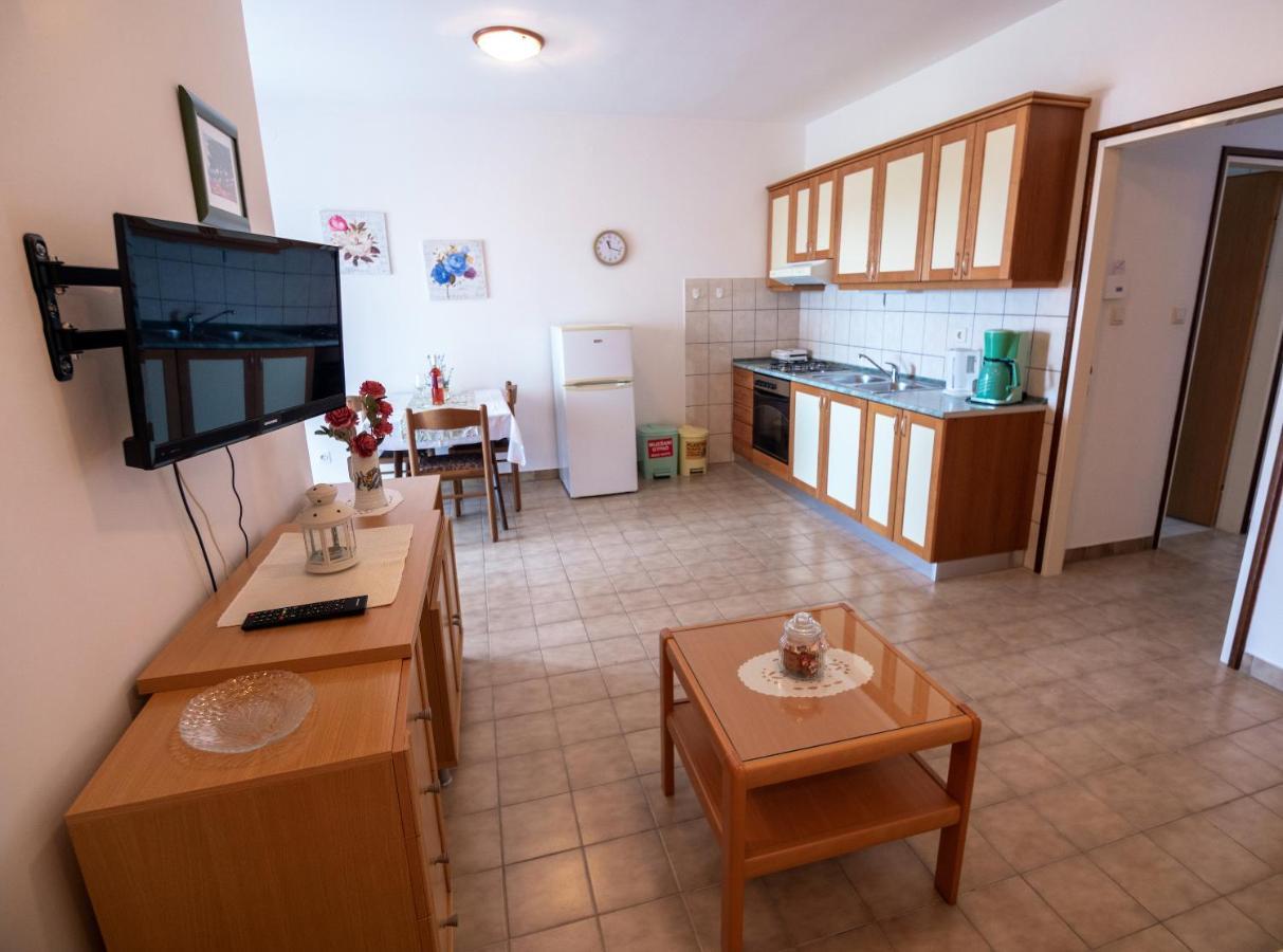Apartments Dokovic Barbat na Rabu Exterior photo